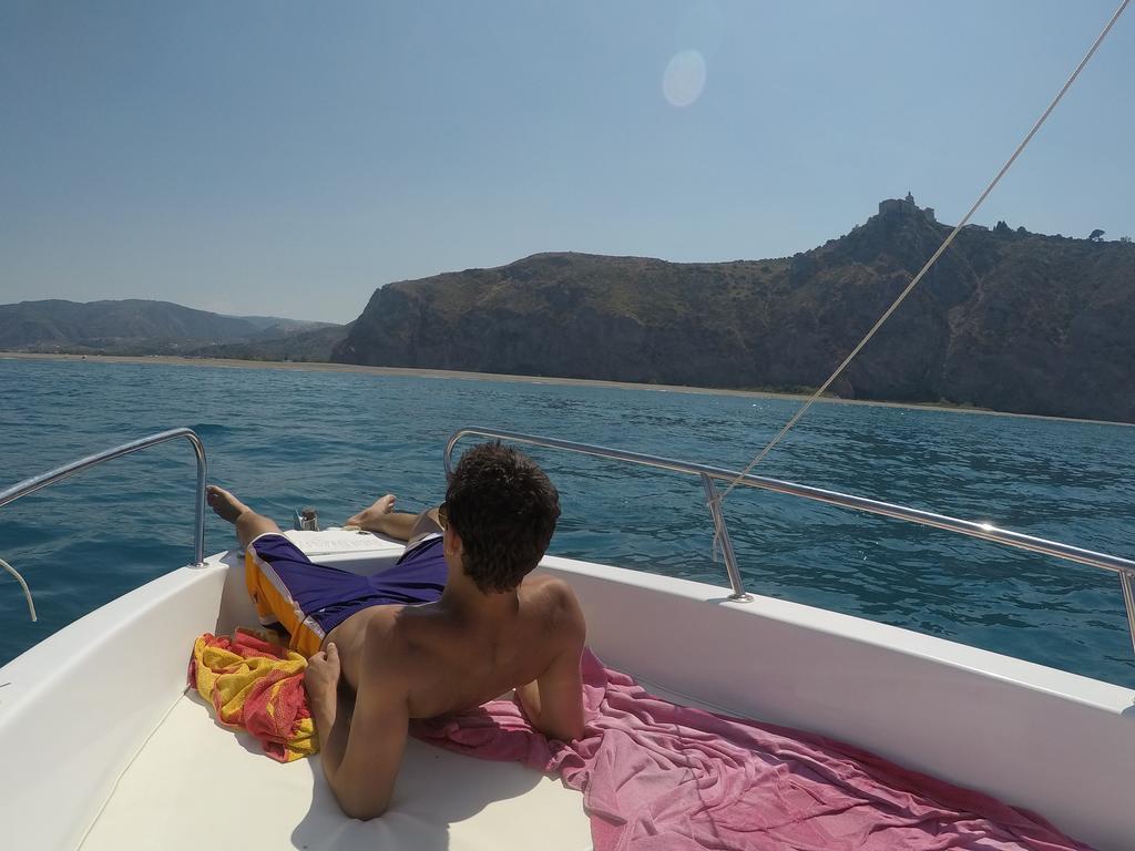 Camping B&B Gioiosa Gioiosa Marea Exteriör bild