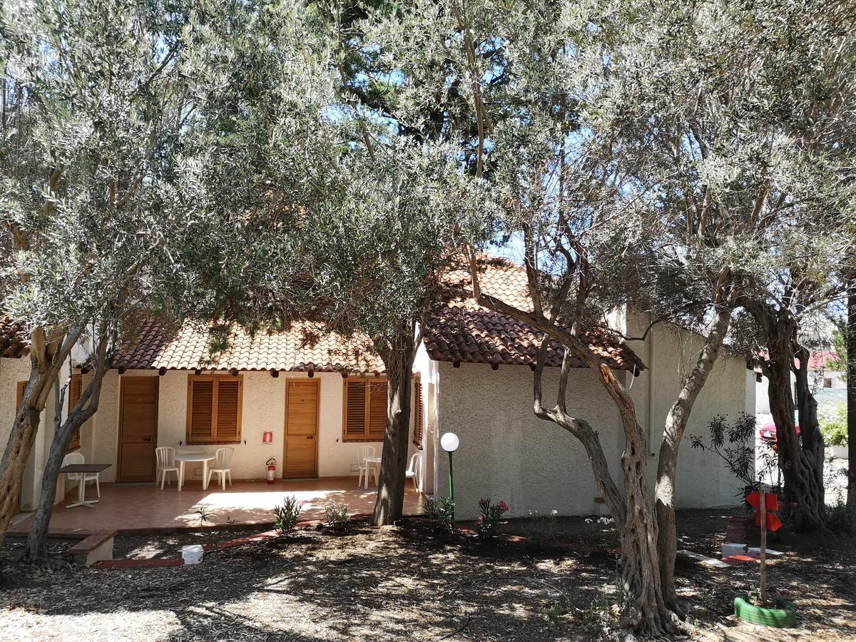 Camping B&B Gioiosa Gioiosa Marea Exteriör bild