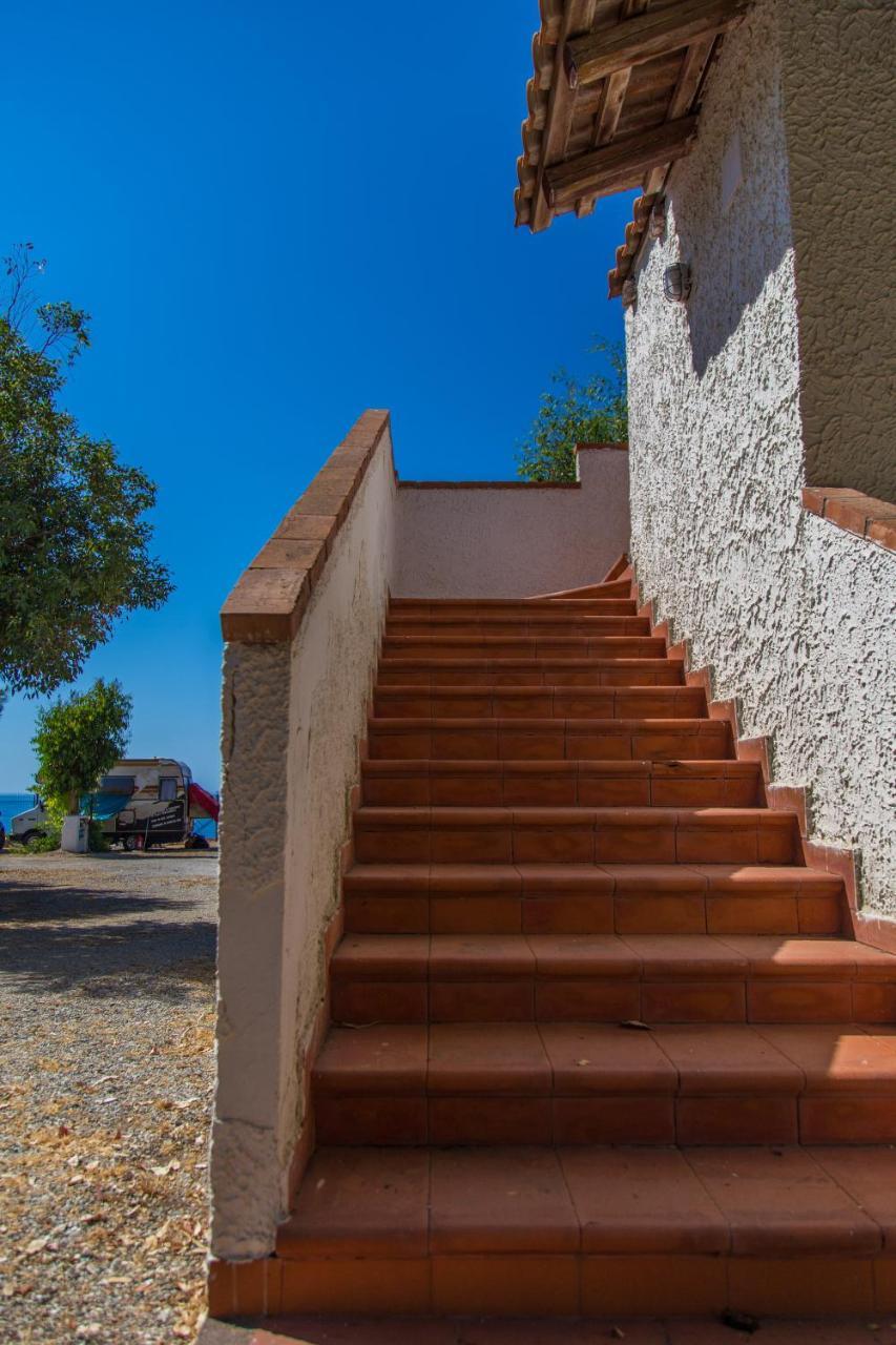 Camping B&B Gioiosa Gioiosa Marea Exteriör bild