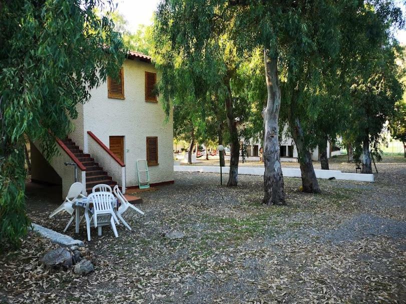 Camping B&B Gioiosa Gioiosa Marea Exteriör bild